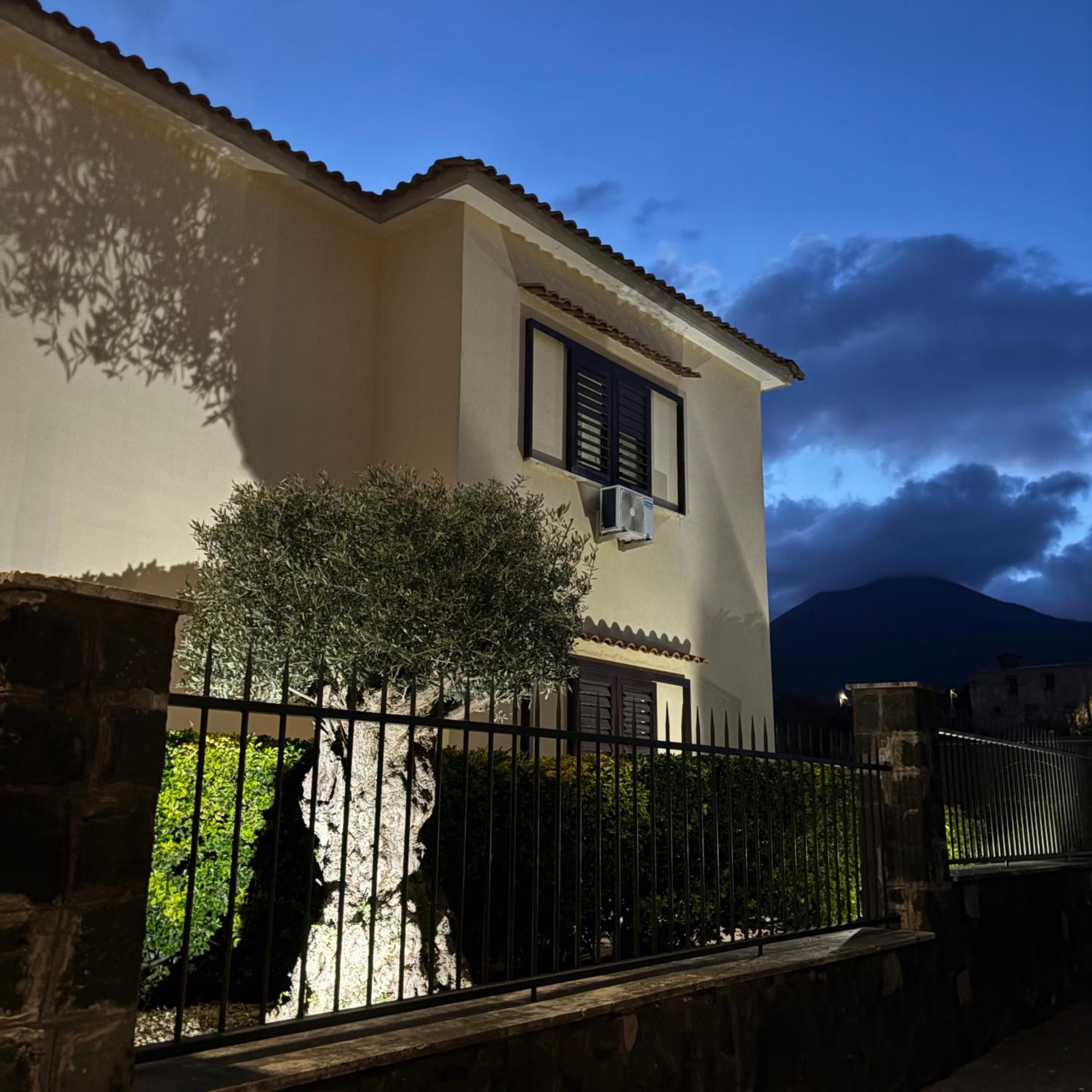 Villa Manzo-Pompei Vesuvius holiday house Boscotrecase Exterior foto